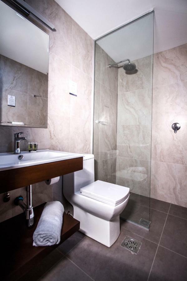 Altus Express Hotel لاباز المظهر الخارجي الصورة